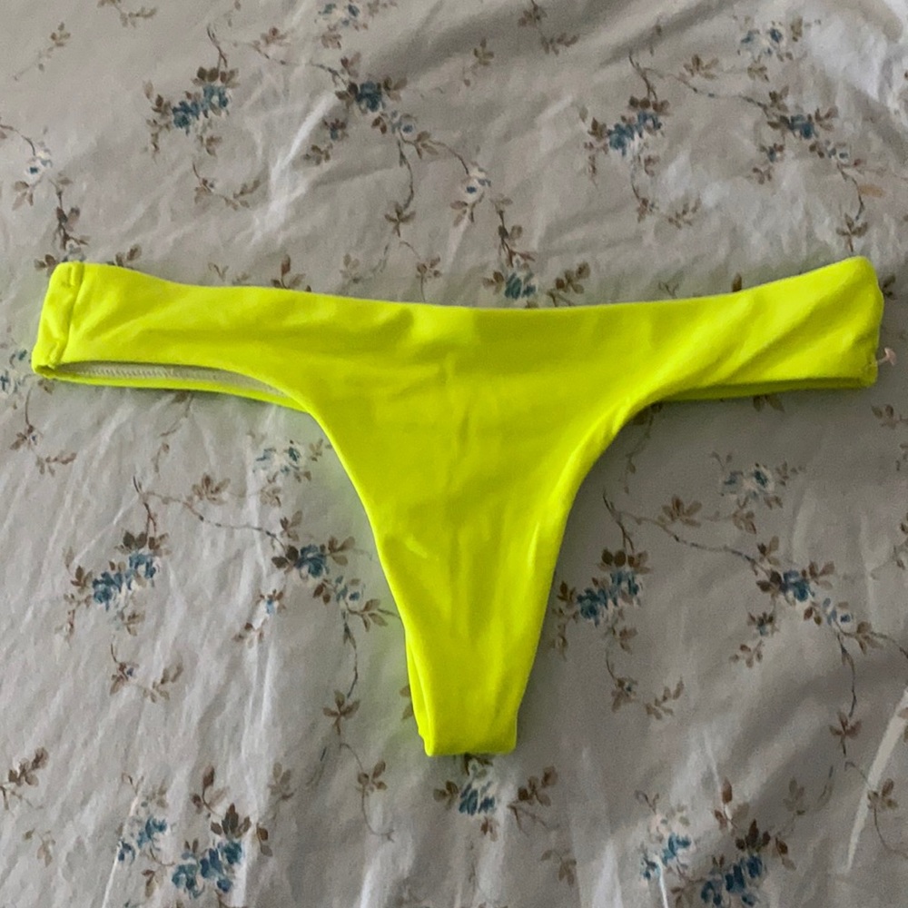 NEW Victoria’s Secret Bikini bottom